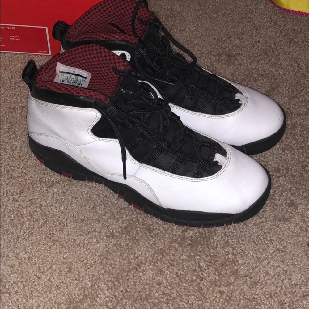 Chicago bull 10s